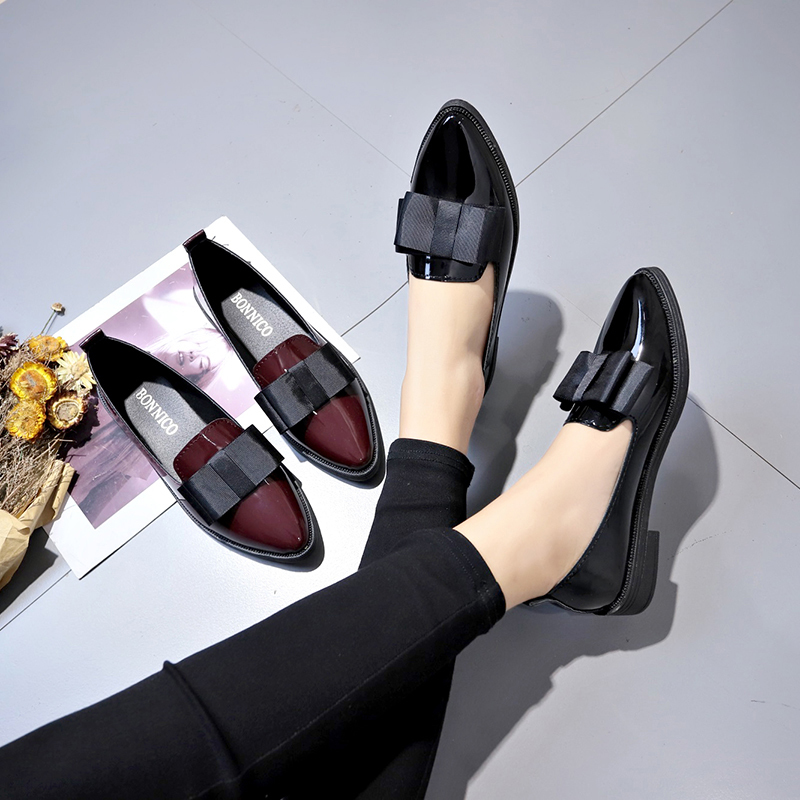 Black/ Wine Red Patent Leather - Summer Clothing Stores recension och pris